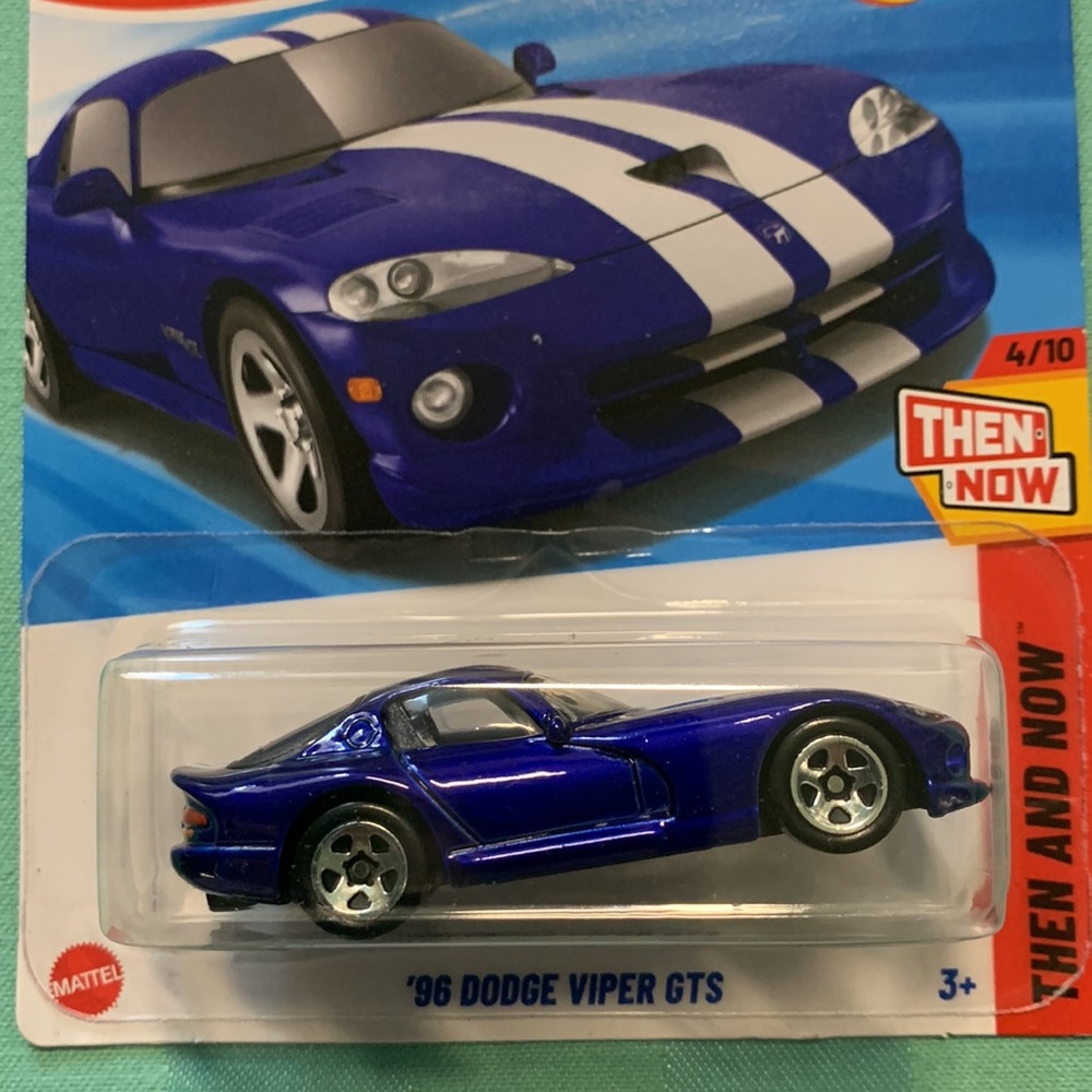 Blue '96 Dodge Viper GTS Hot Wheels Then and Now 4/10